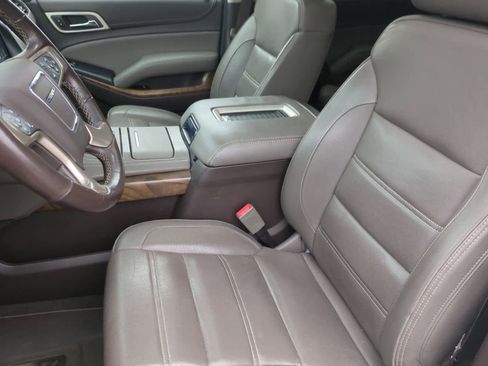 Used 2019 GMC Yukon XL Denali w/ Denali Ultimate Package image 16