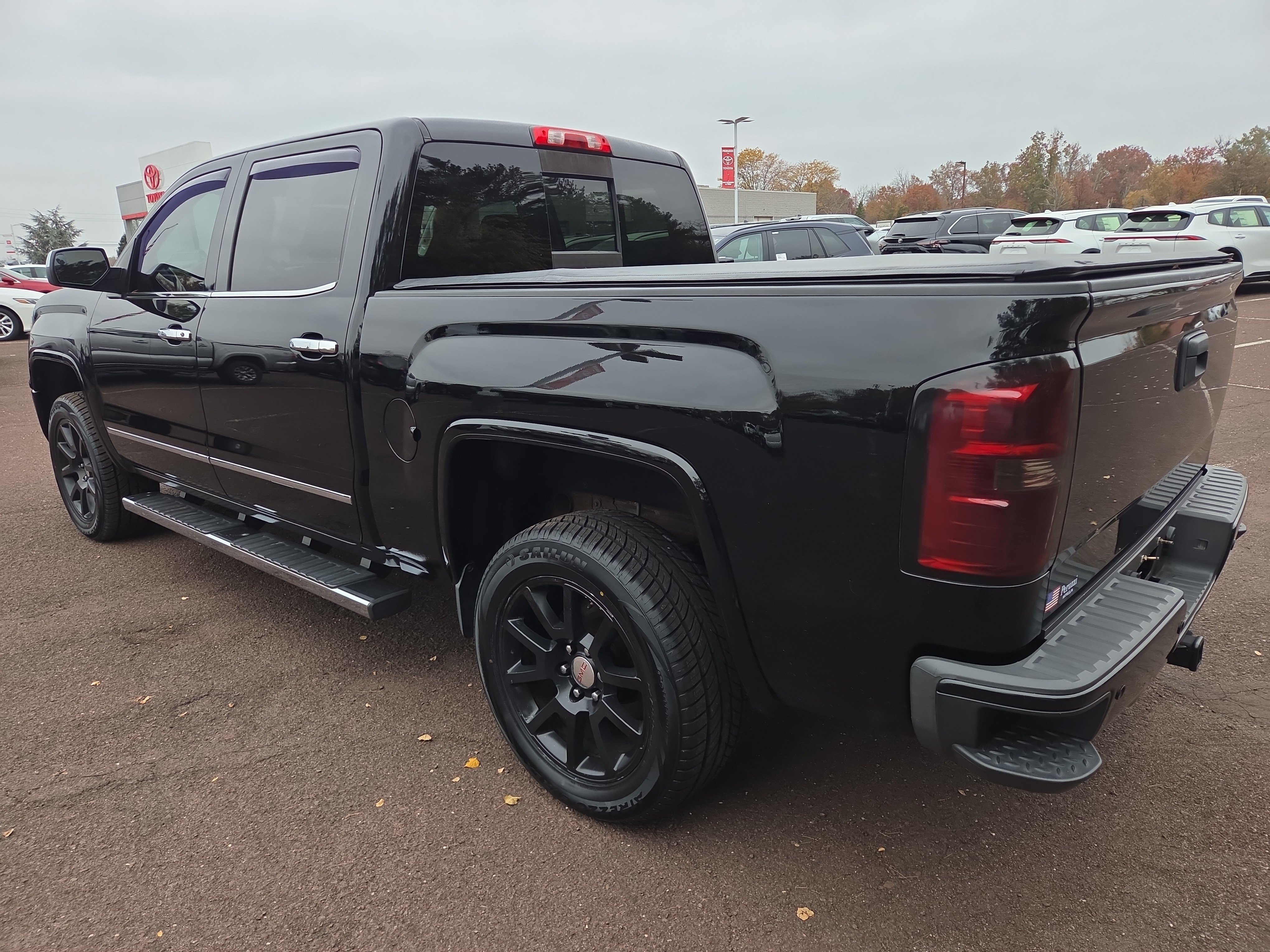 Used 2015 GMC Sierra 1500 Denali AWD/4WD image 5