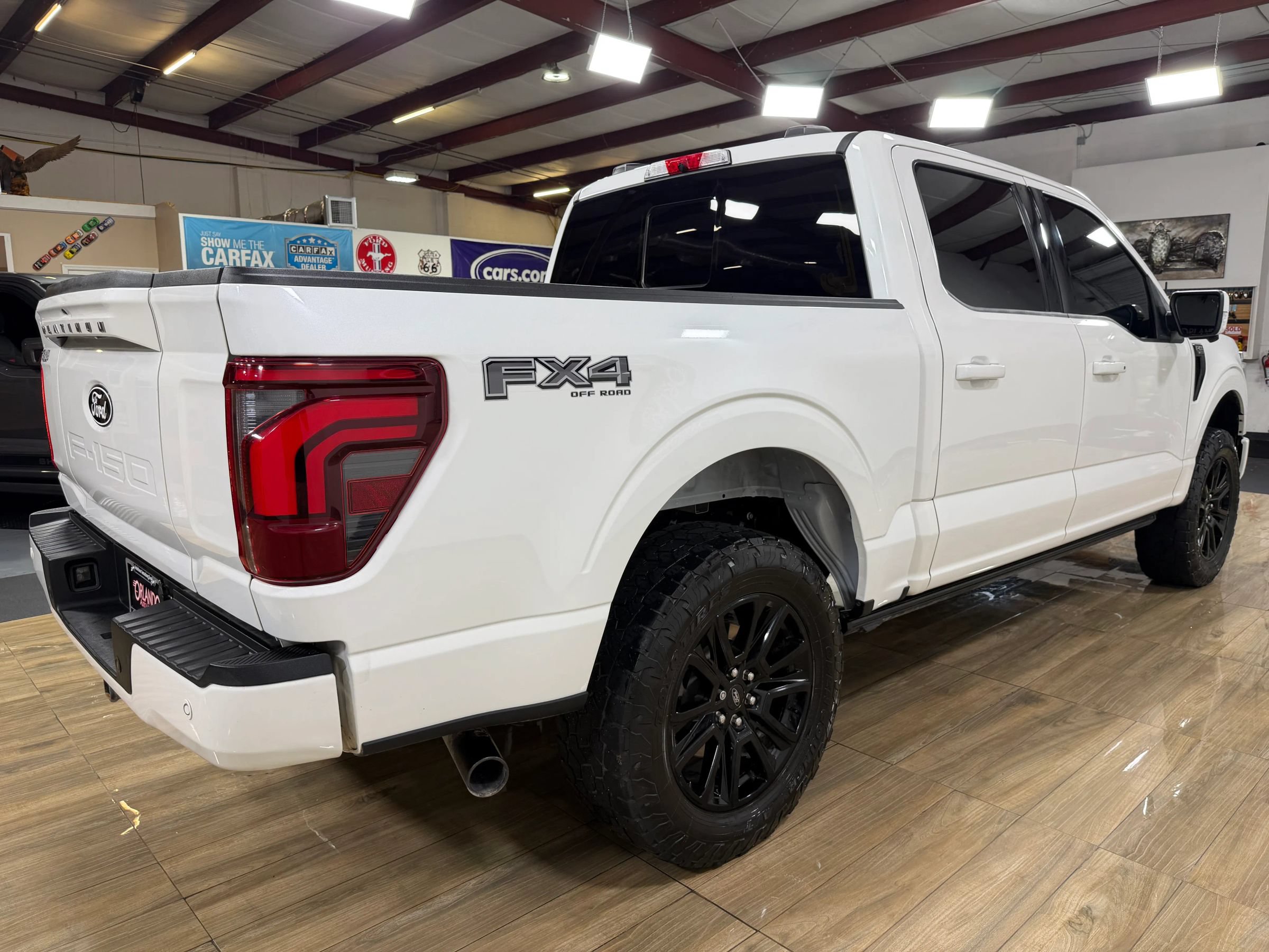 Used 2024 Ford F150 Platinum w/ FX4 Off-Road Package AWD/4WD image 5