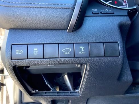 Used 2022 Toyota Camry LE image 32