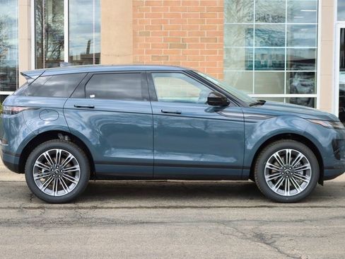 Used 2026 Land Rover Range Rover Evoque S image 8