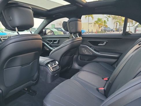 Used 2022 Mercedes-Benz S 500 4MATIC image 8