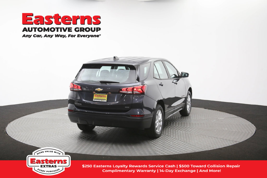 Used 2022 Chevrolet Equinox LS AWD/4WD image 41