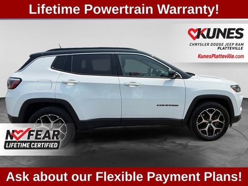 Used 2025 Jeep Compass Limited AWD/4WD image 11