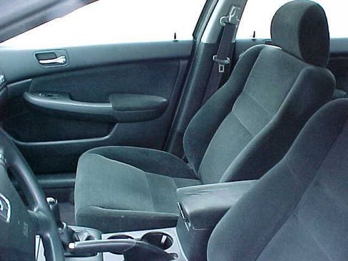Used 2006 Honda Accord VP image 21