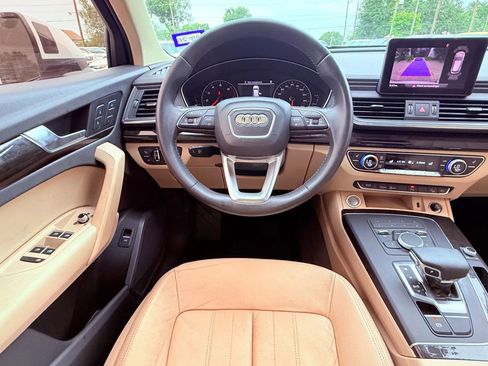 Used 2018 Audi Q5 2.0T Premium Plus w/ Premium Plus Package AWD/4WD image 16