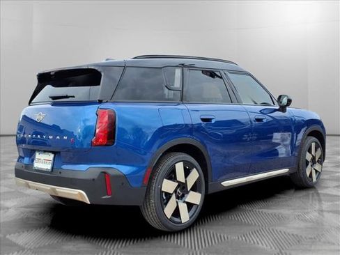 New 2025 MINI Cooper Countryman S w/ Comfort Package Max image 5
