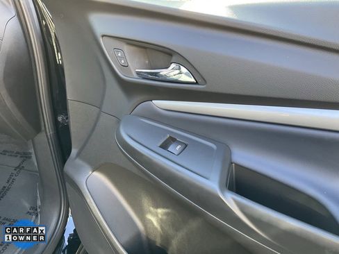 Used 2022 Chevrolet Bolt EUV LT w/ Convenience Package image 63