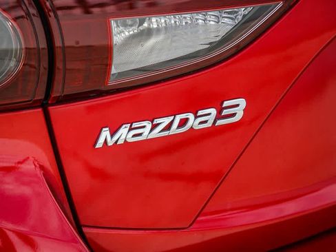 Used 2016 MAZDA MAZDA3 i Sport w/ Preferred Equipment Package FWD image 11