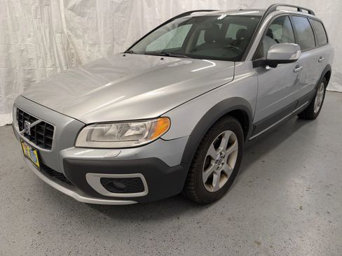 Used 2008 Volvo XC70 3.2 image 1
