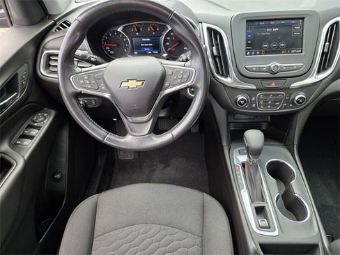 Used 2020 Chevrolet Equinox LT image 12