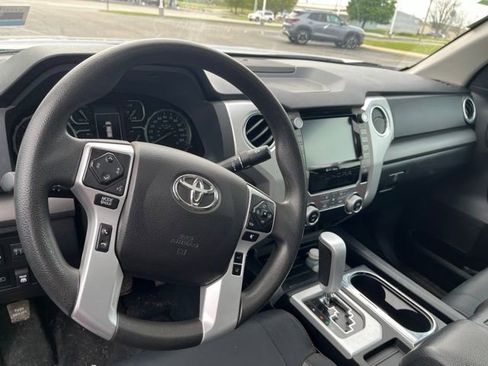 Used 2021 Toyota Tundra SR5 AWD/4WD image 10