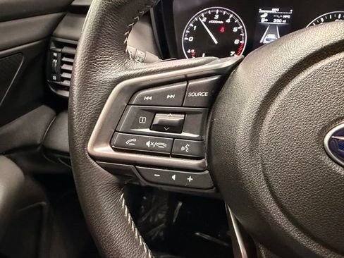 Used 2025 Subaru Outback Premium AWD/4WD image 25
