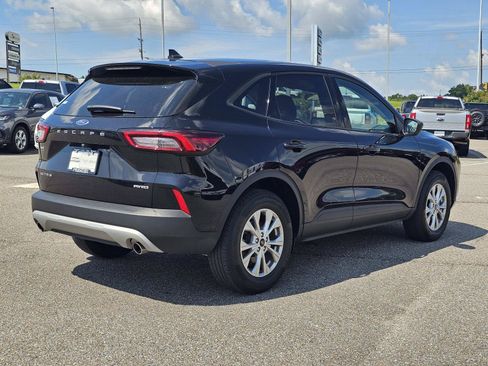 Used 2025 Ford Escape Active AWD/4WD image 8