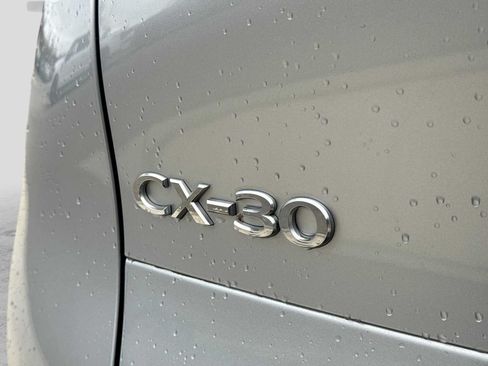 Used 2020 MAZDA CX-30 FWD image 12