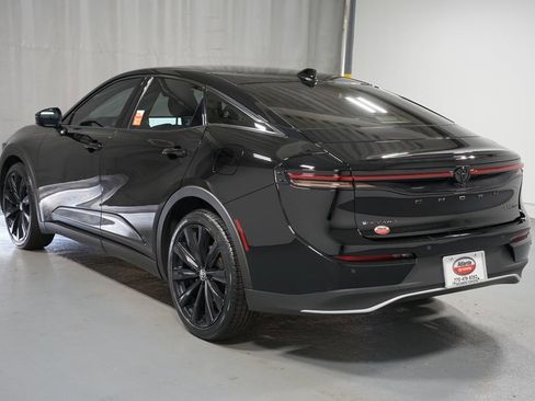 Used 2025 Toyota Crown Nightshade image 6