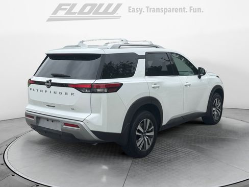 Certified 2025 Nissan Pathfinder SL FWD image 7