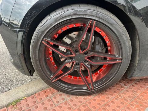 Used 2020 Chevrolet Camaro SS RWD image 9