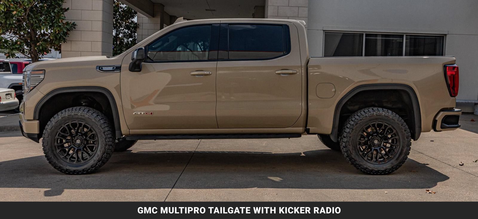Used 2022 GMC Sierra 1500 AT4 w/ AT4 Preferred Package AWD/4WD image 6