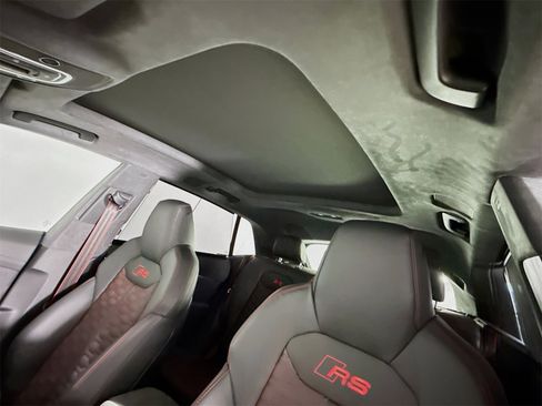 New 2025 Audi RS Q8 performance image 22