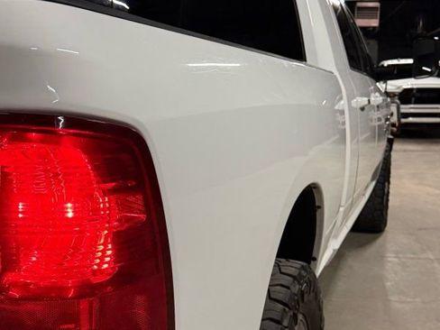 Used 2017 RAM 3500 Big Horn image 9