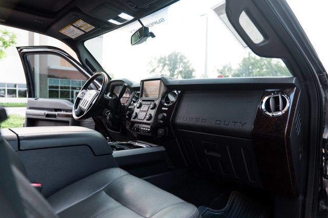 Used 2016 Ford F250 Platinum w/ Platinum Package AWD/4WD image 22