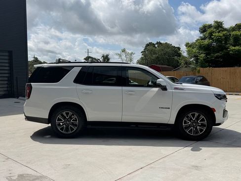 Used 2024 Chevrolet Tahoe Z71 w/ Z71 Off-Road Package AWD/4WD image 4