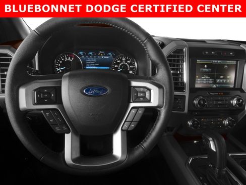 Used 2016 Ford F150 Platinum w/ Equipment Group 701A Luxury AWD/4WD image 4