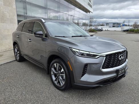 Certified 2023 INFINITI QX60 Luxe w/ Vision Package image 16