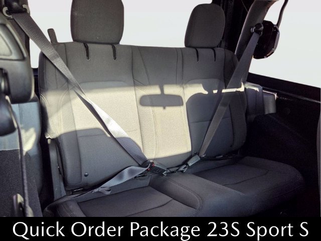 Used 2023 Jeep Wrangler Sport AWD/4WD image 13