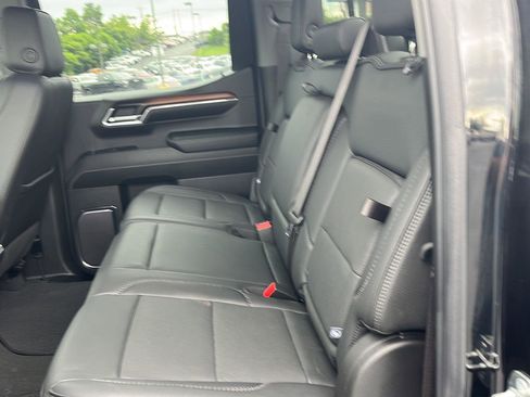 Used 2024 GMC Sierra 1500 Denali AWD/4WD image 24