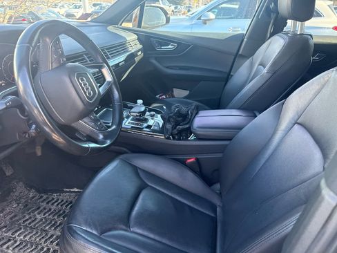 Used 2017 Audi Q7 3.0T Premium Plus w/ Premium Plus Package AWD/4WD image 9