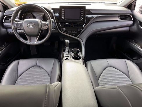 Certified 2024 Toyota Camry SE w/ Convenience Package image 17