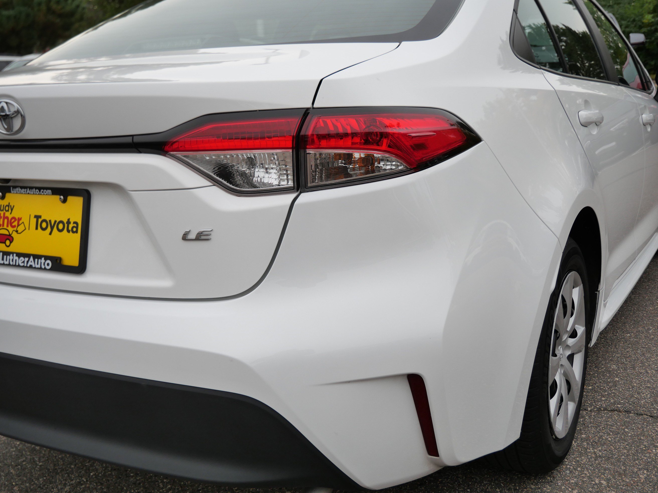 Certified 2024 Toyota Corolla LE FWD image 18