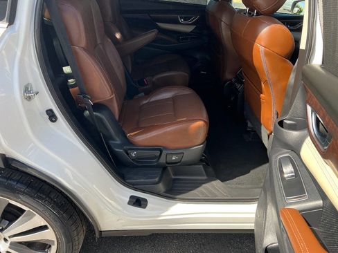Used 2019 Subaru Ascent Touring AWD/4WD image 29