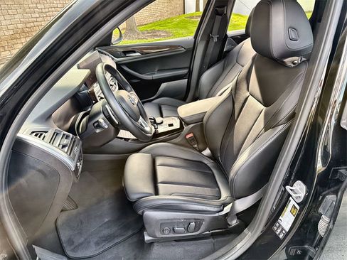 Used 2024 BMW X3 xDrive30i w/ Premium Essential Package image 13