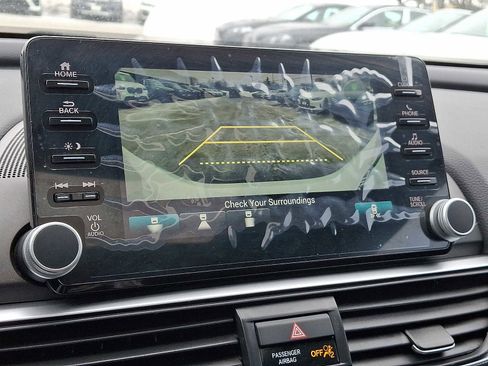 Used 2020 Honda Accord Sport image 19