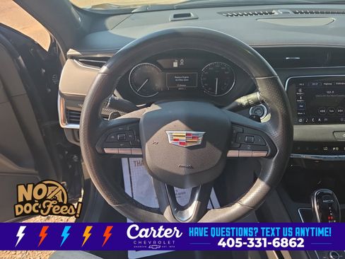 Used 2022 Cadillac XT4 Sport w/ Driver Assist Package FWD image 16