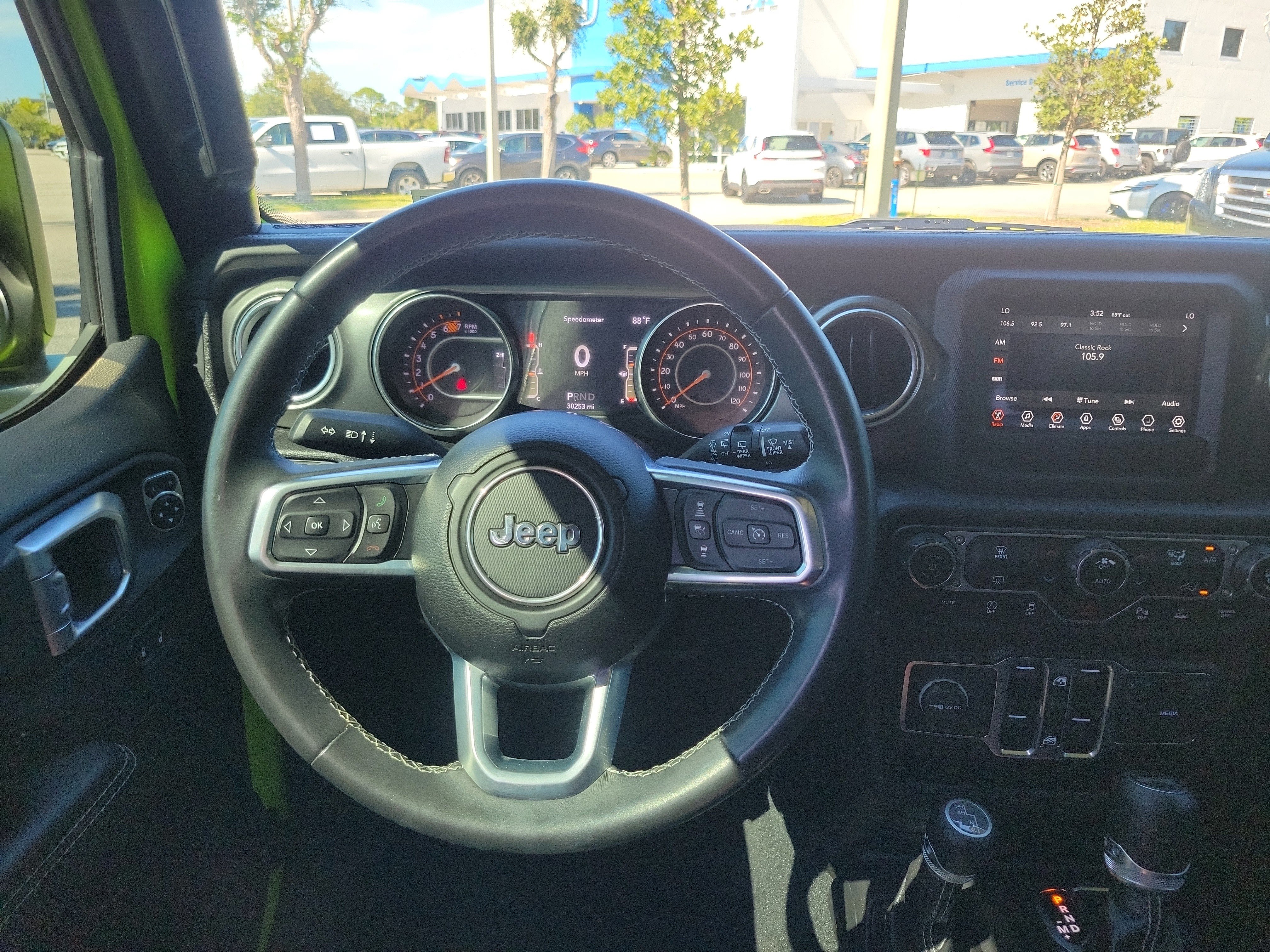 Used 2021 Jeep Wrangler Unlimited Sahara w/ LED Lighting Group AWD/4WD image 16