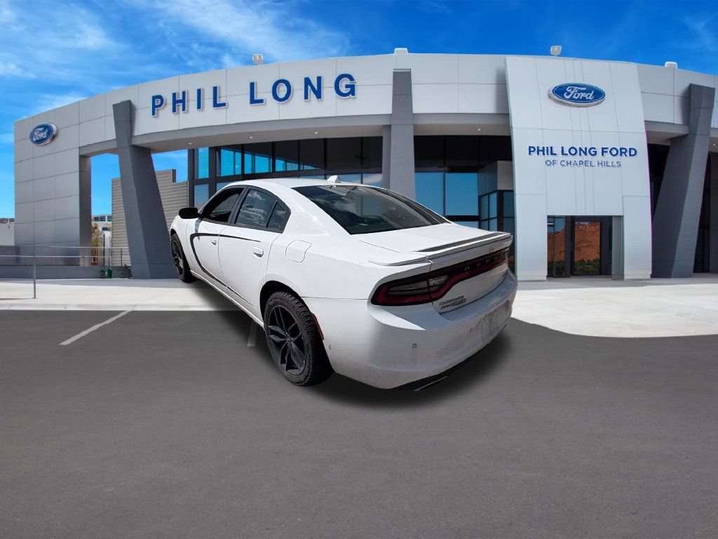 Used 2015 Dodge Charger SXT w/ AWD Premium Group image 3