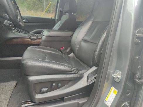 Used 2020 Chevrolet Tahoe LT w/ Luxury Package image 9