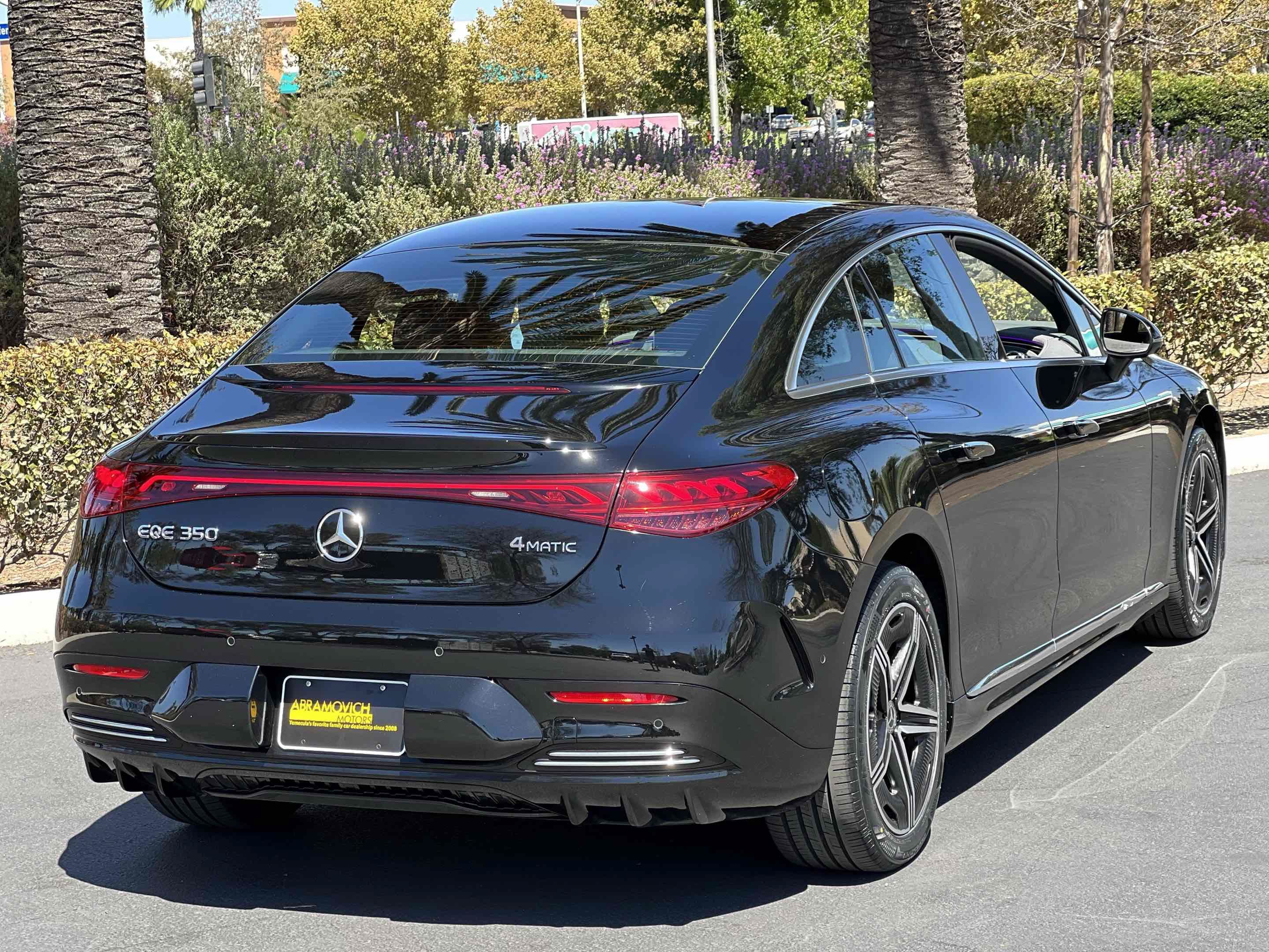 Used 2023 Mercedes-Benz EQE 350+ 4MATIC Sedan w/ Exclusive Trim Package image 17