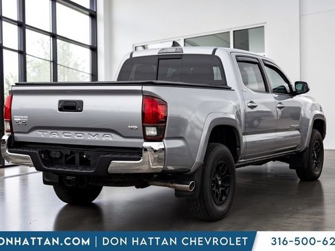 Used 2020 Toyota Tacoma SR5 AWD/4WD image 21