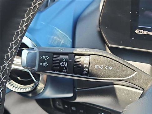Certified 2025 Chevrolet Equinox EV LT FWD image 16