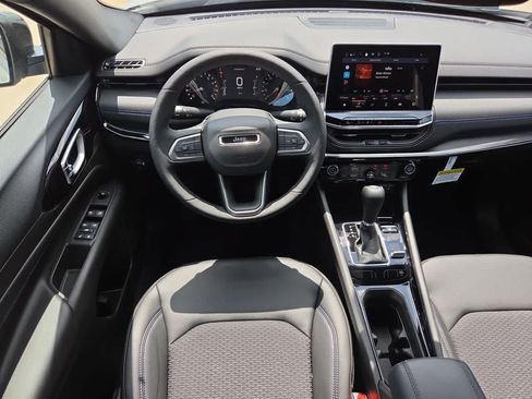 New 2026 Jeep Compass Latitude AWD/4WD image 24
