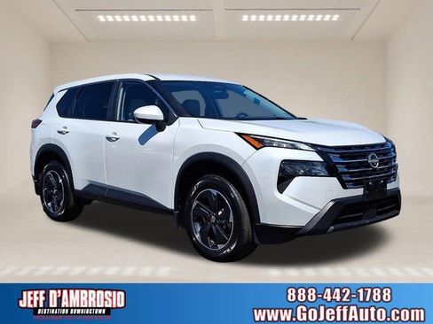 Used 2024 Nissan Rogue SV AWD/4WD image 1