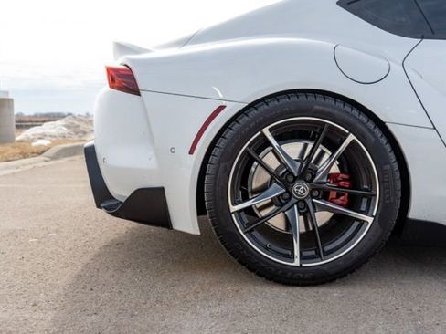 Used 2022 Toyota Supra Premium w/ Driver Assist Package image 7