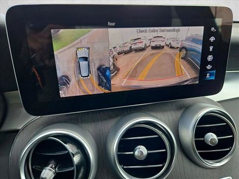 Used 2022 Mercedes-Benz GLC 300 4MATIC image 12