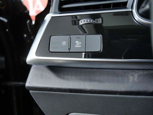 Used 2025 Audi Q7 2.0T Premium Plus AWD/4WD image 25