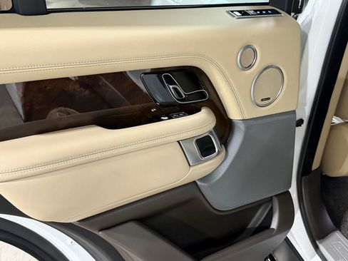 Used 2019 Land Rover Range Rover HSE AWD/4WD image 36